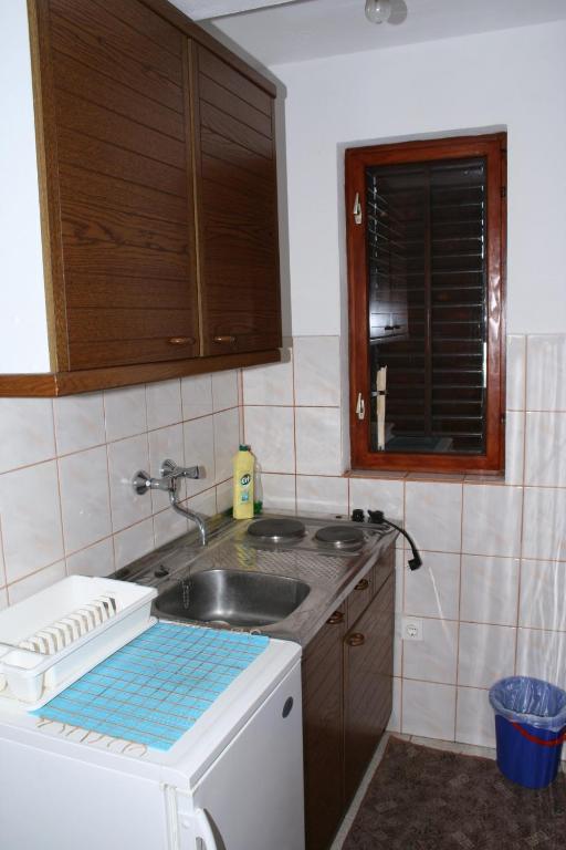 Apartments by the sea Podaca photo 3