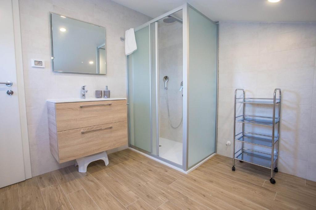 Three bedroom apartment Milohanic IV photo 3