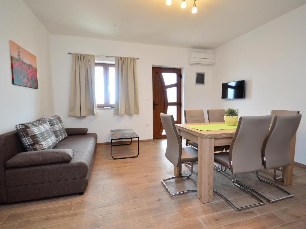 Apartment Kika-1 by Interhome photo 2