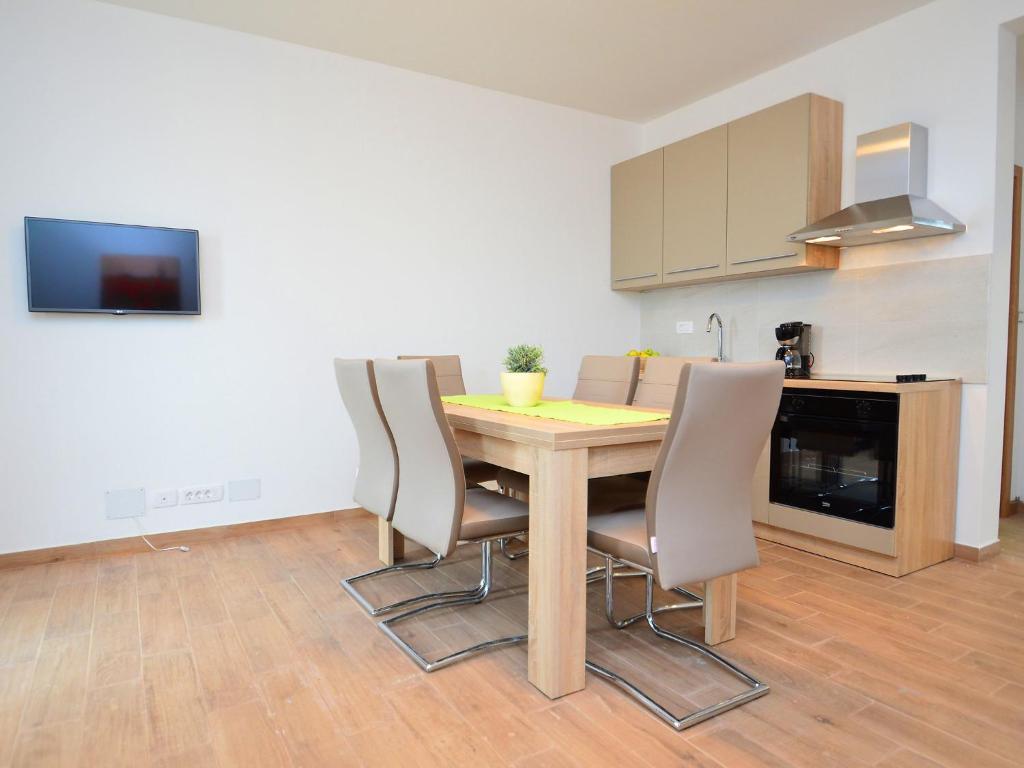 Apartment Kika-1 by Interhome photo 3