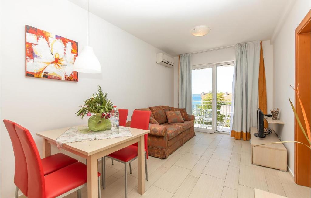 Beautiful Apartment In Selce With Wifi photo 2