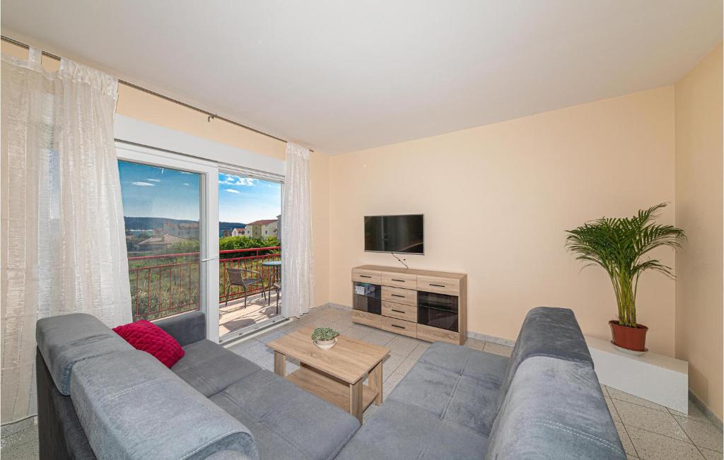 Stunning Apartment In Kastel Sucurac With Wifi photo 3