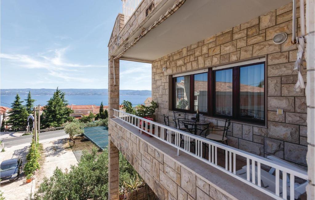 Two-Bedroom Apartment In Duce photo 3