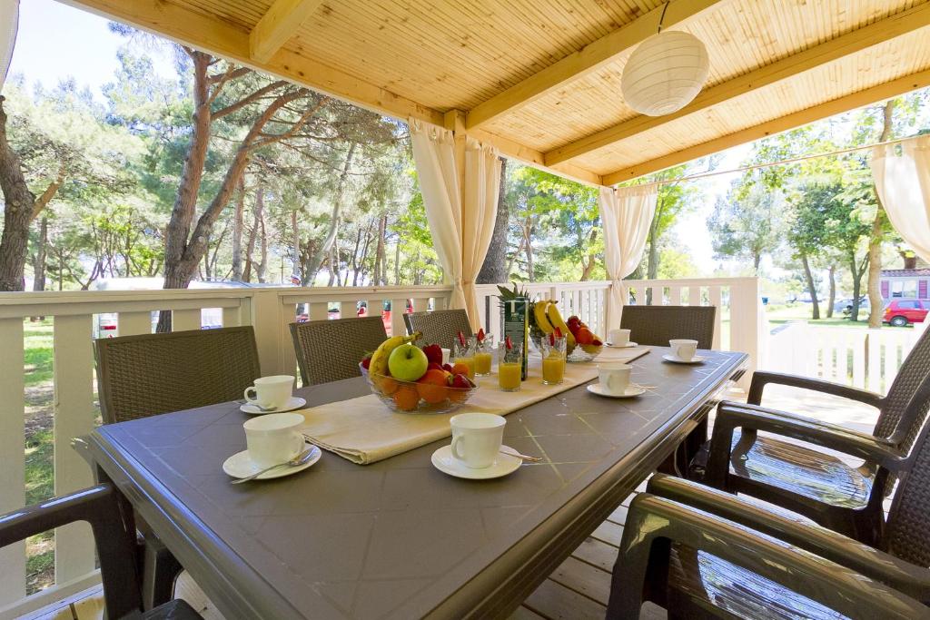 Quality Mobile Homes in Camping Kazela photo 3