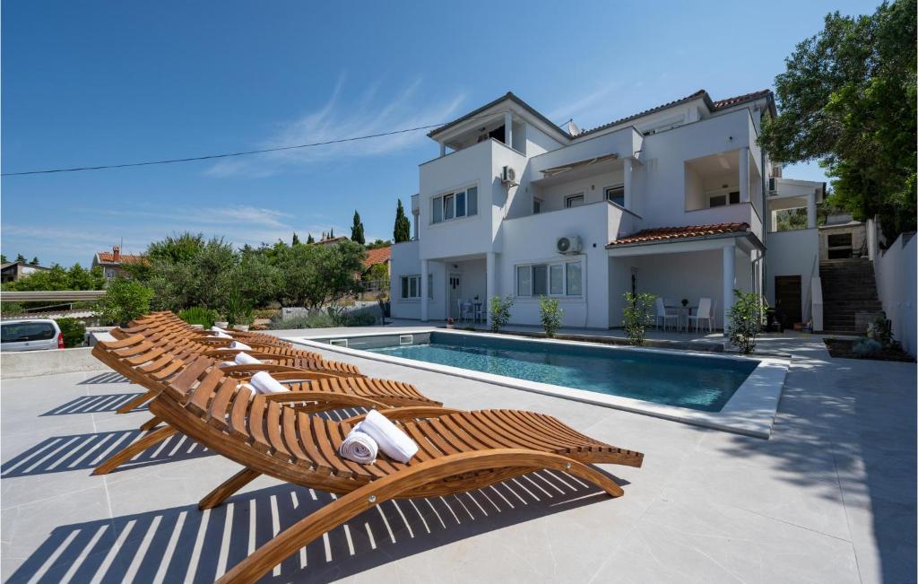 Nice Apartment In Murter With Wifi — photo 1