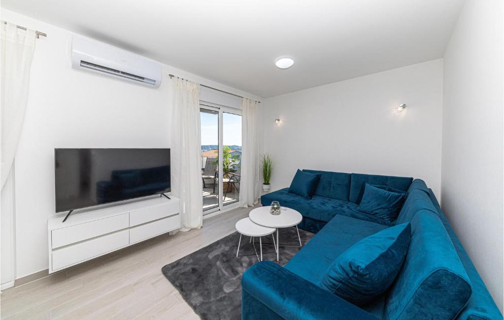 2 Bedroom Nice Apartment In Trogir photo 3