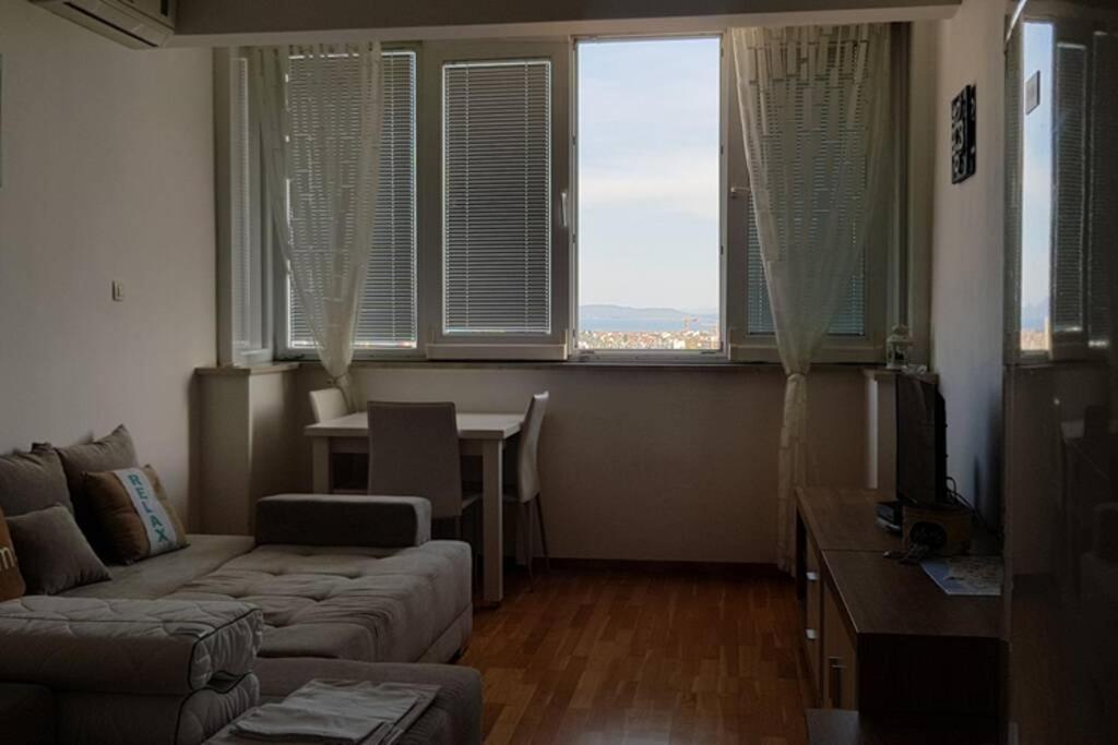 Studio apartment KIKI with a sea view photo 2