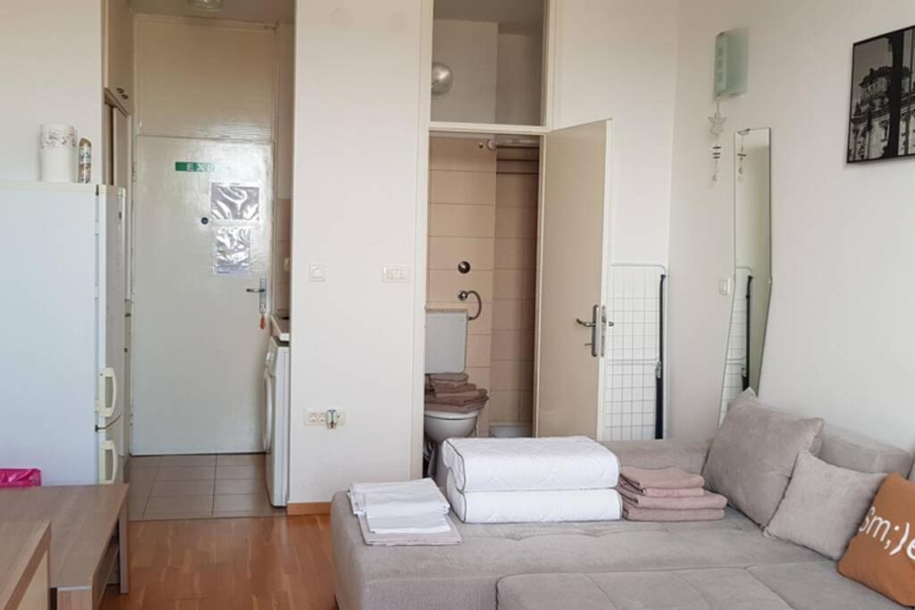 Studio apartment KIKI with a sea view photo 3