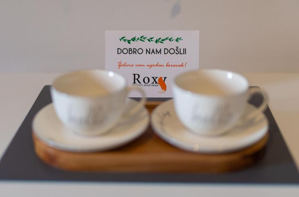 Studio Apartman Roxy photo 2