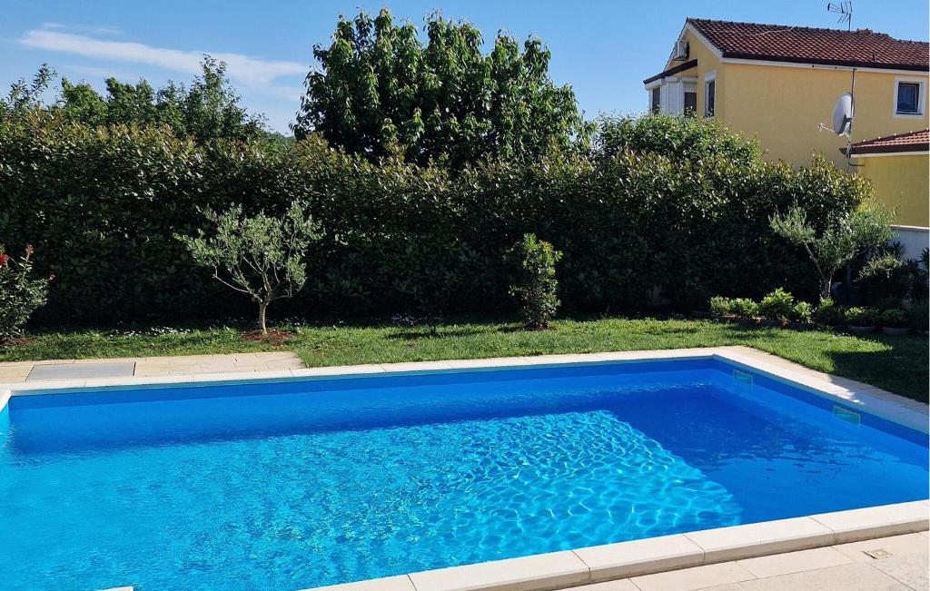 Amazing Apartment In Porec With Swimming Pool — photo 1