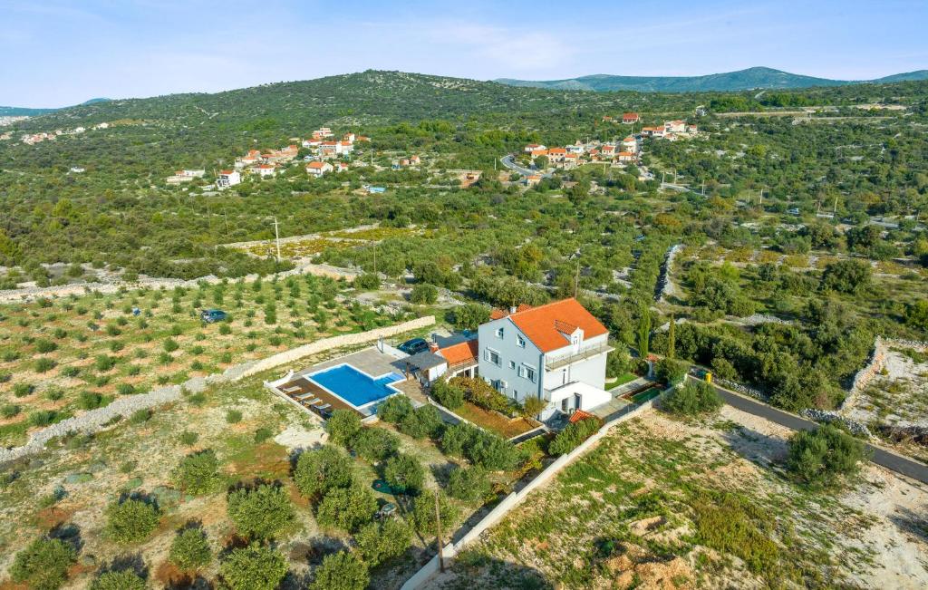 3 Bedroom Stunning Home In Dvornice photo 3