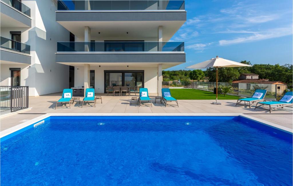 Beach Front Apartment In Malinska photo 3