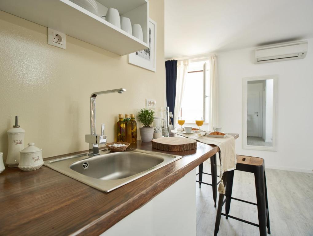 Old Town Splendid Apartments by Irundo photo 3