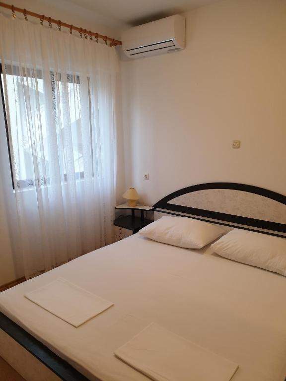 Triple Room Metajna 4120f photo 2