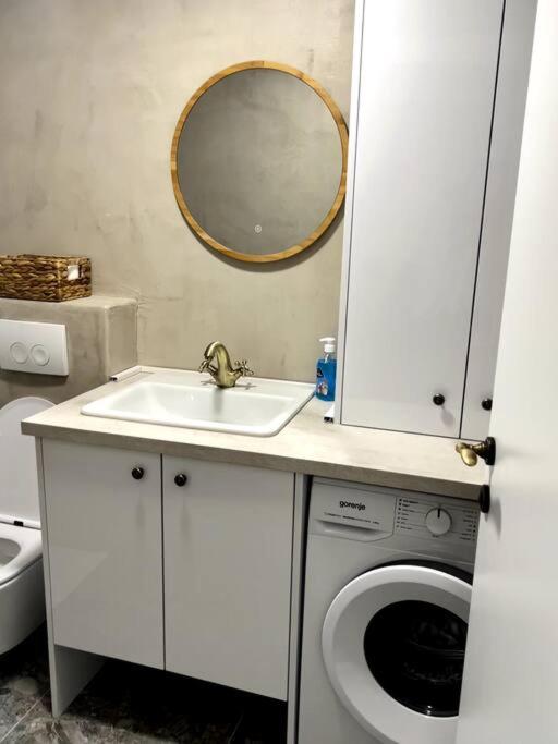 Sailor's apartment photo 3