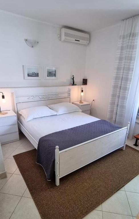 Apartments by the sea Postira photo 2