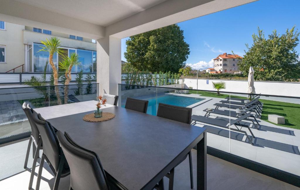 Stunning Home In Stinjan With Wifi photo 2