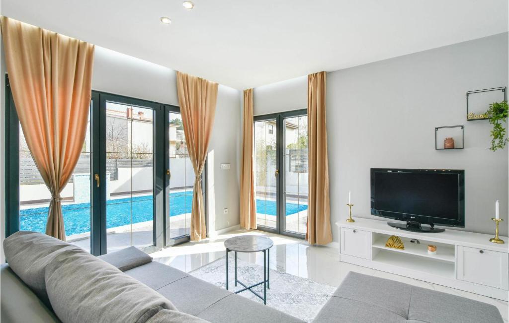 Awesome Home In Split With Wifi photo 3