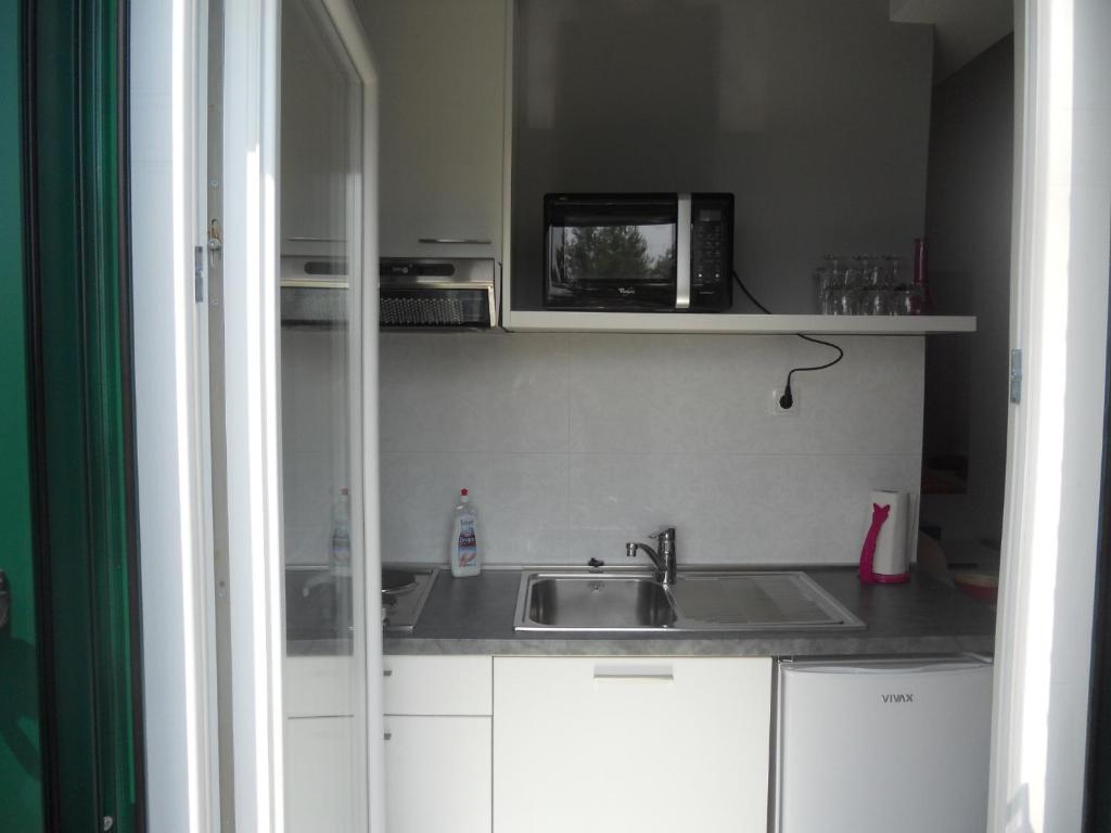 Apartments Nela photo 3