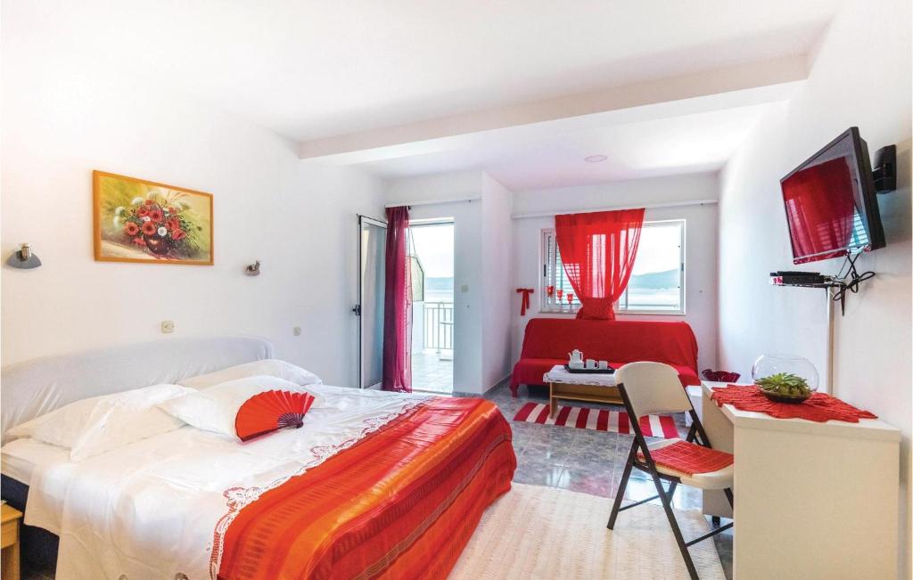 Awesome Apartment In Duba With Wifi photo 3