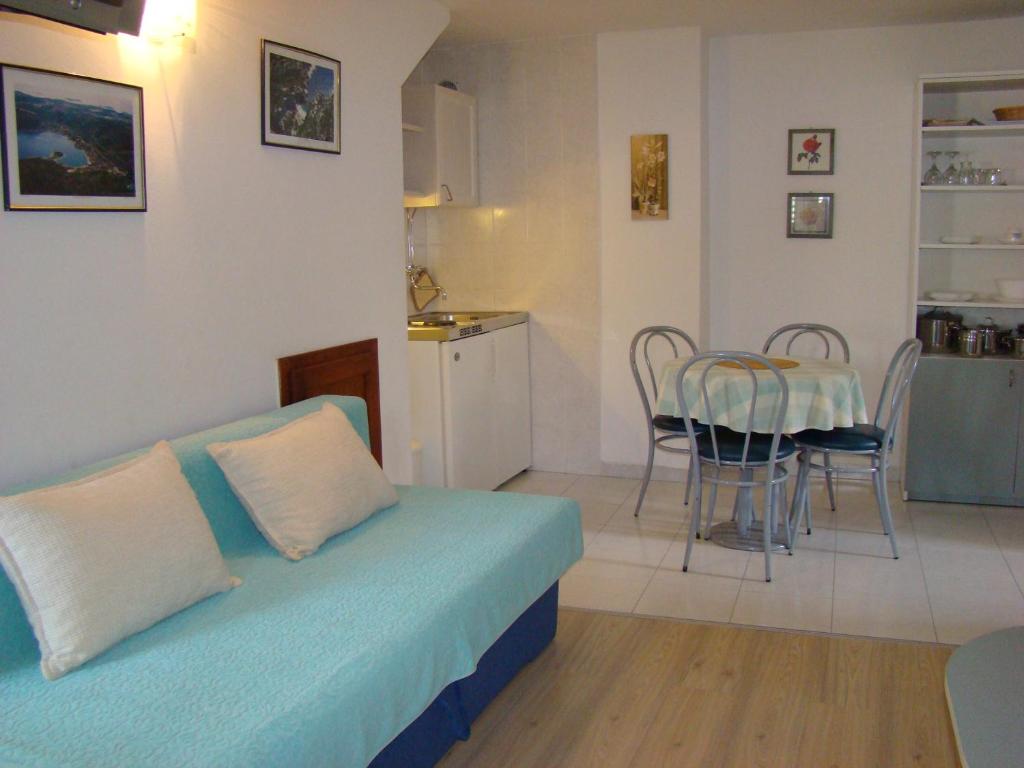 Studio Apartments Kuljiš photo 3
