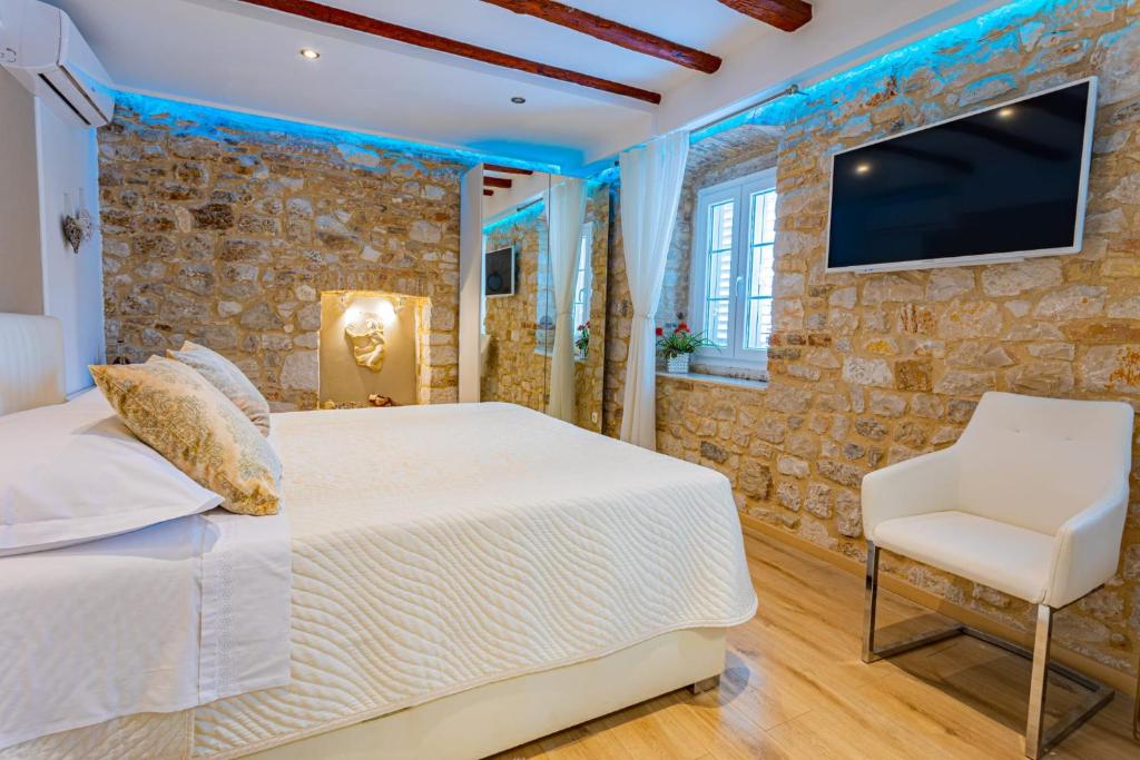 Old town Villa TROGIR STARS with free parking — photo 1