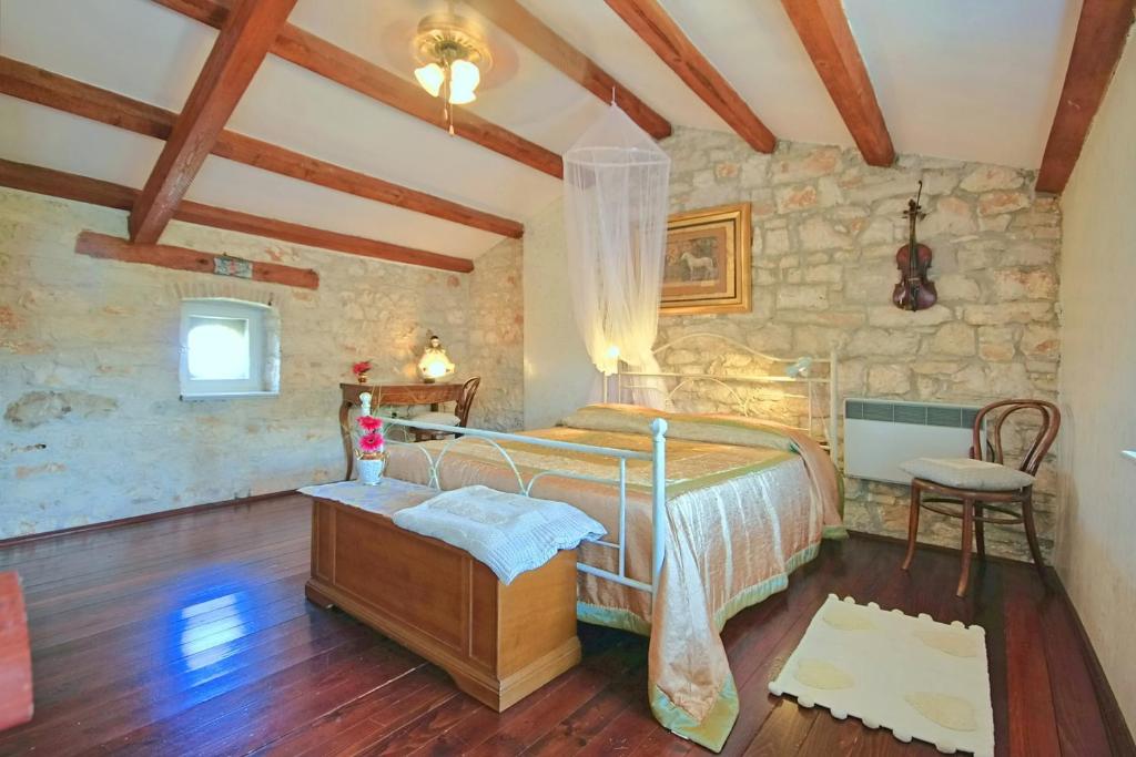 Villa Rossa with jacuzzi and pool in Porec photo 2