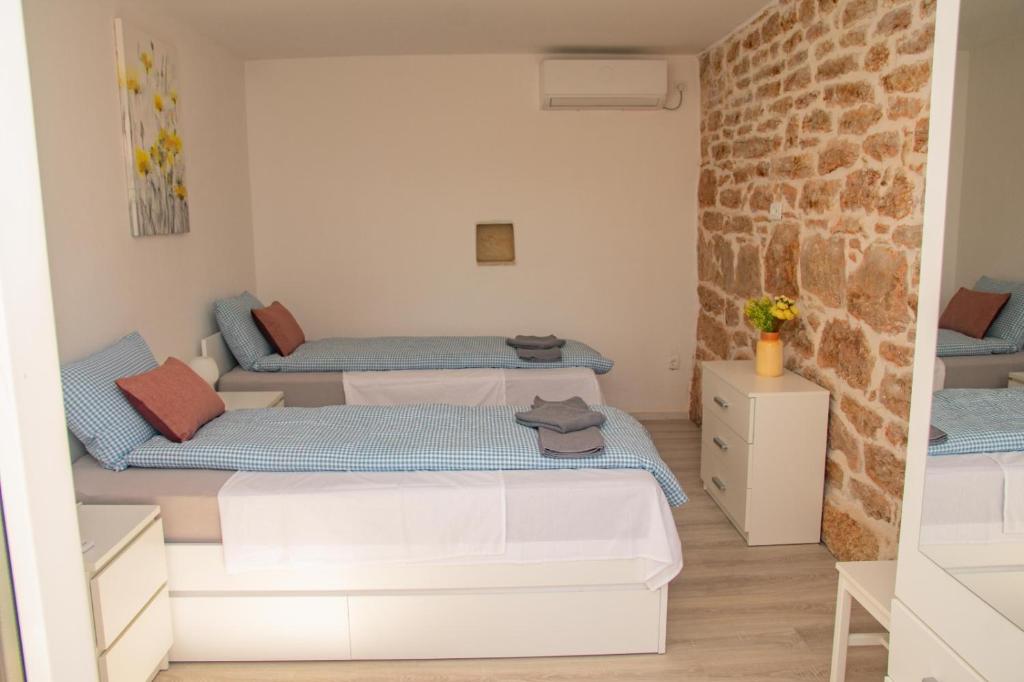 Rural Villa Olive Krka- 4 bedrooms photo 2