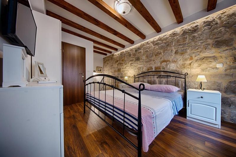 Riva Suite 1 photo 2
