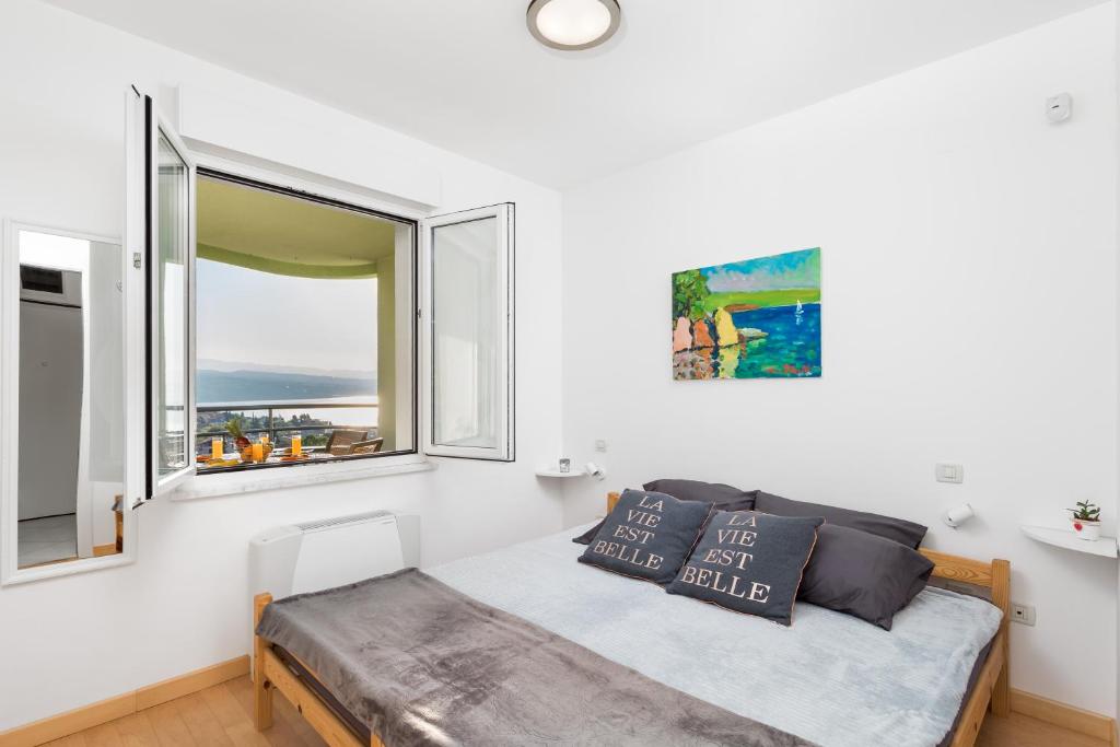 Apartment Maja Opatija with Free Private Parking and Lovely Sea View Terrace photo 2