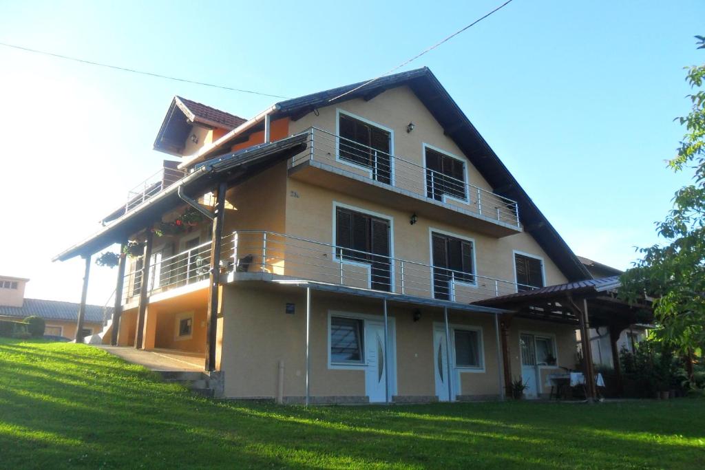 Studio apartman Trdina — photo 1