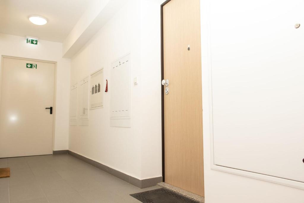 Studio Apartment Nina 2 photo 2