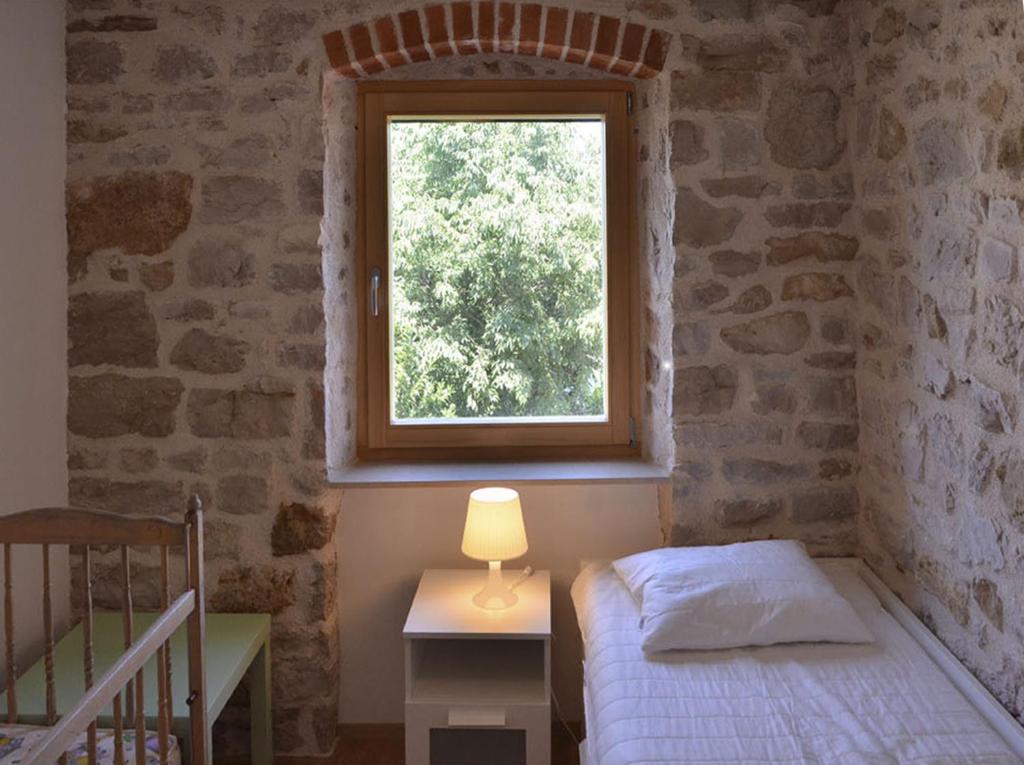 Stone House Nana photo 2