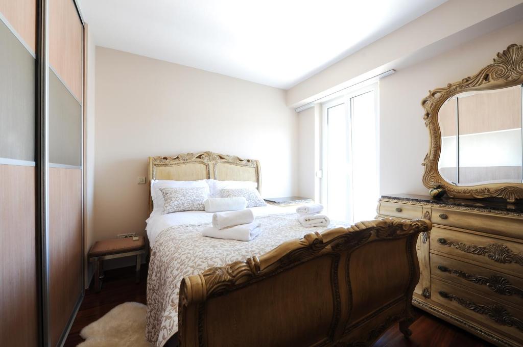 Sunset Penthouse Apartment with Jacuzzi and Seaview photo 2
