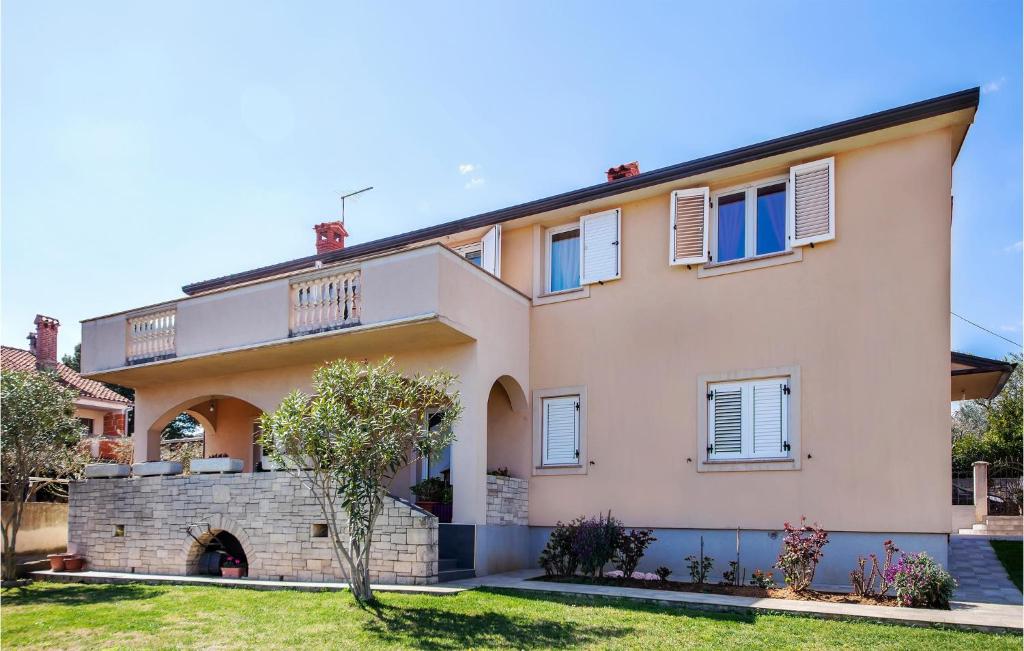 Awesome Apartment In Pula With Wifi — photo 1