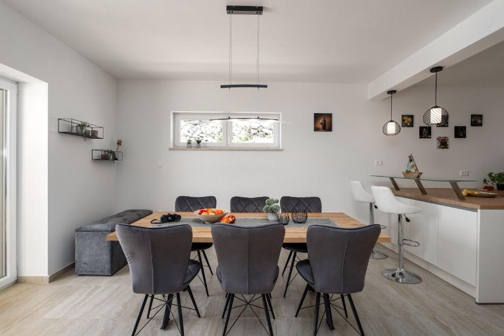 Seaview Villa Mare Visum in a peaceful location photo 2