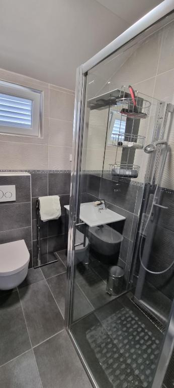 Sunshine Suite photo 3