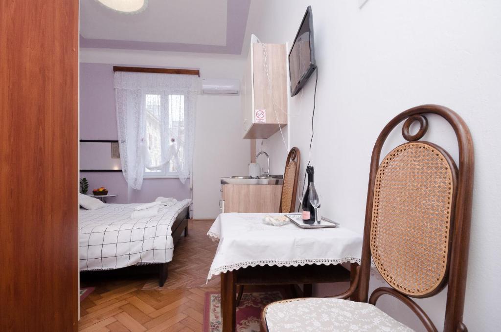 Studio apartman Bulesic photo 3