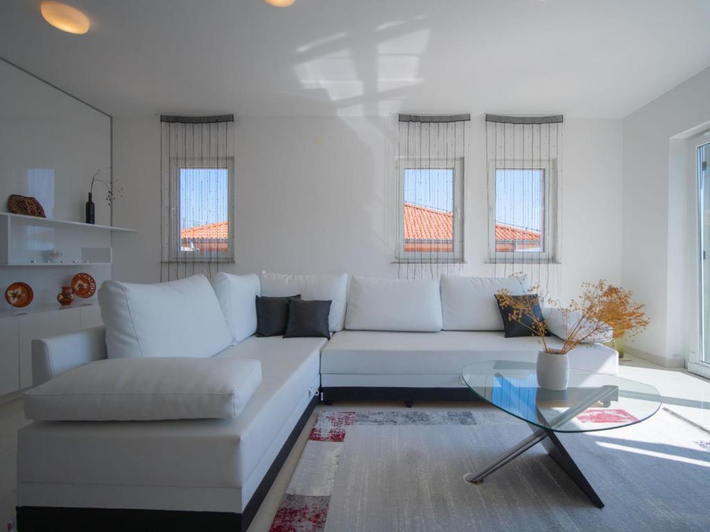 Apartment Martina by Interhome photo 3