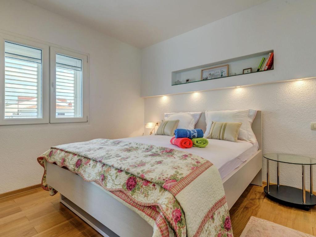 Apartment in Arbanija with Terrace photo 2