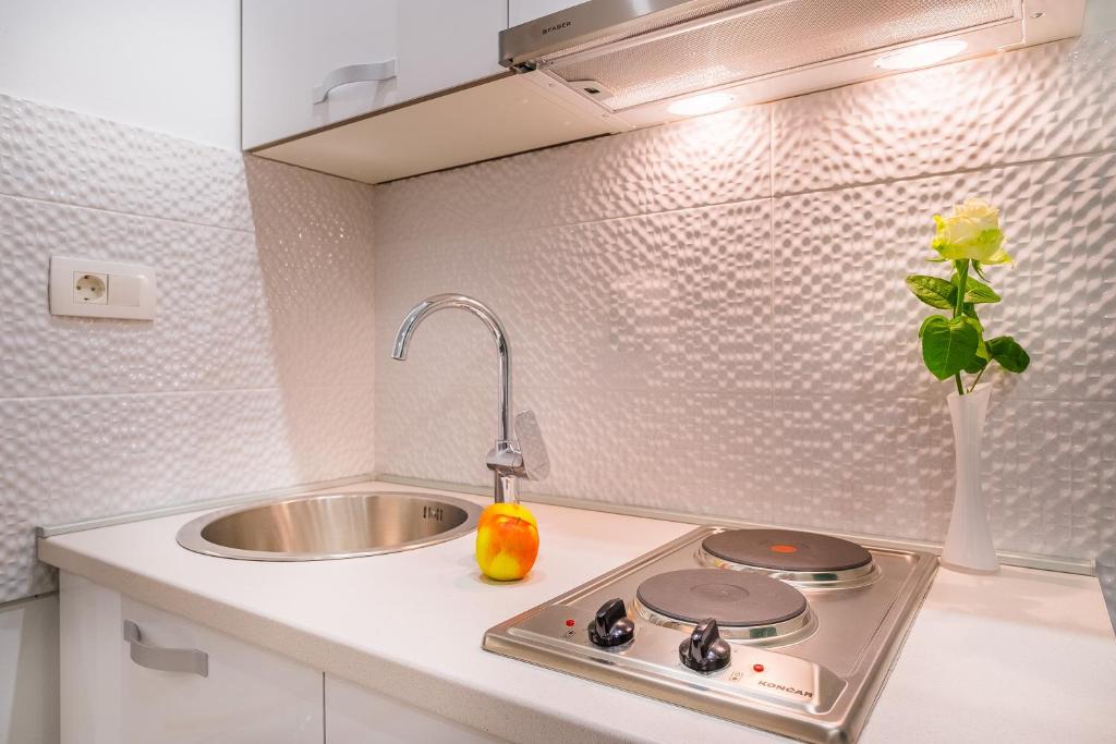 Split Oasis Studio Apartments photo 3