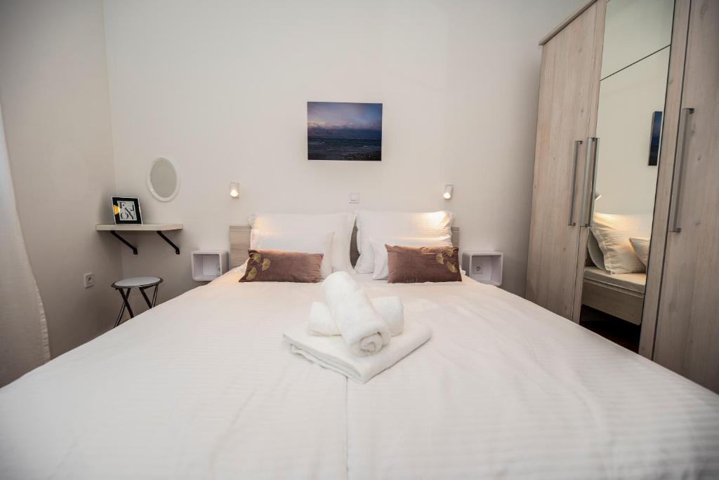 Villa Sportiva Zadar with Private Heated Pool photo 2