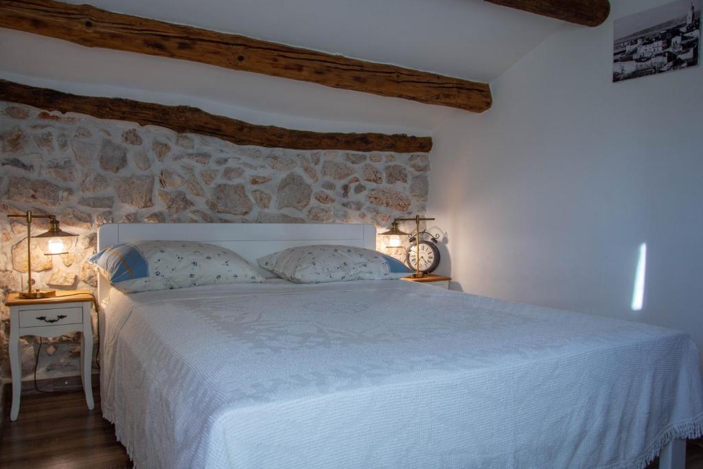 Traditional Stone House St.Anton photo 2