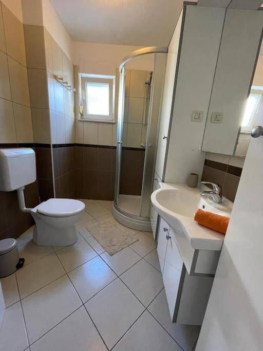 Room5 für Familien&Freunde photo 3