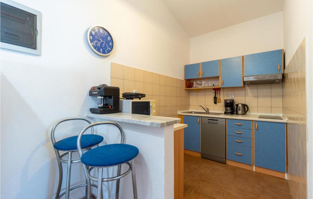 Stunning Apartment In Pula With Wifi photo 3