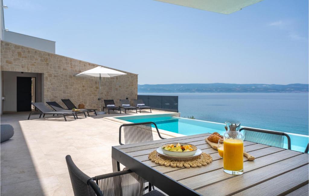 Pet Friendly Home In Omis With Sauna photo 2