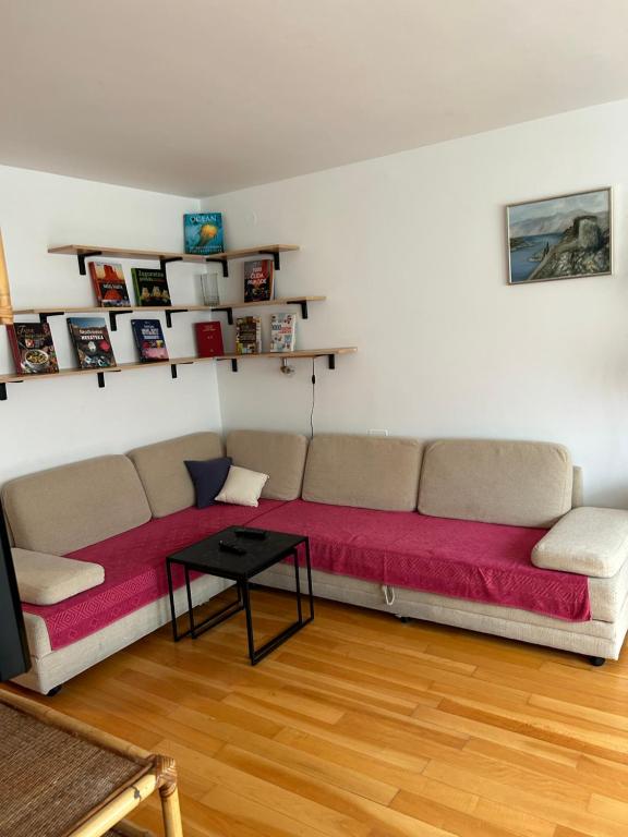 Spacious Family Apartment Free Parking Near Old Town photo 3