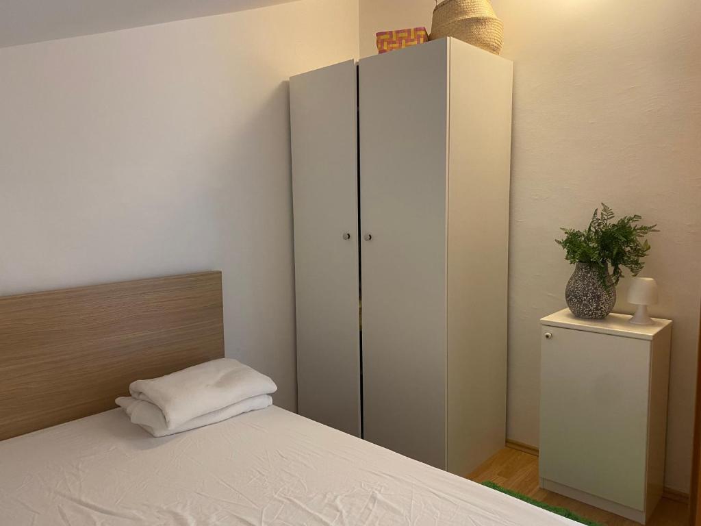 Sunny Apartment photo 2