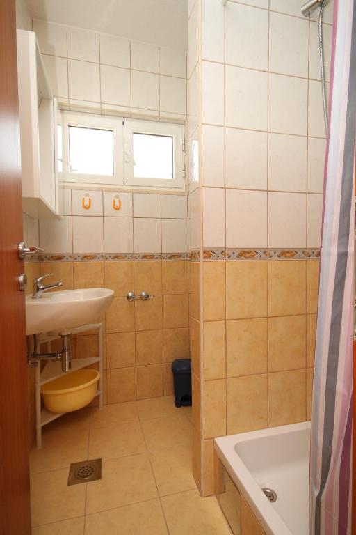 Apartments by the sea Cove Pokrivenik photo 3