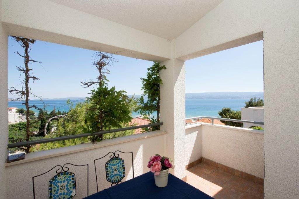 Studio Apartment in Duce with sea view — photo 1